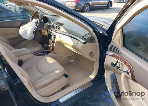 2002 Mercedes-Benz S 500 z USA, uszkodzony, nr VIN WDBNG75J22A259290